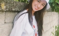 国色天香一卡2卡三卡4卡乱码